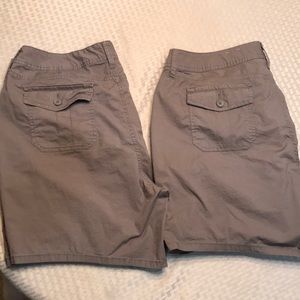 St John’s Bay 18 W Shorts. Two pair!